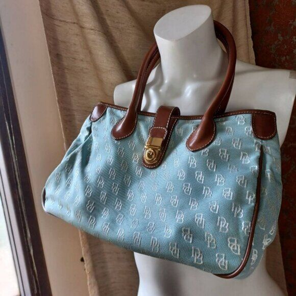 Dooney & Bourke Jacquard monogrammed leather with gold hardware - Picture 1 of 4